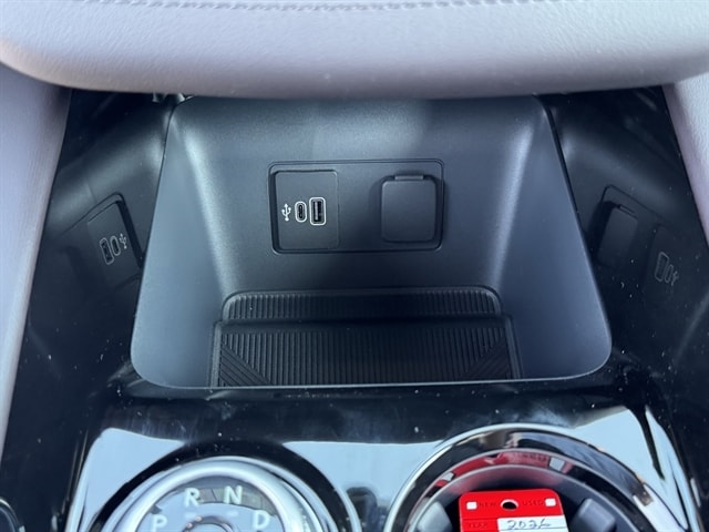 2026 Ford Explorer Platinum - Photo 18