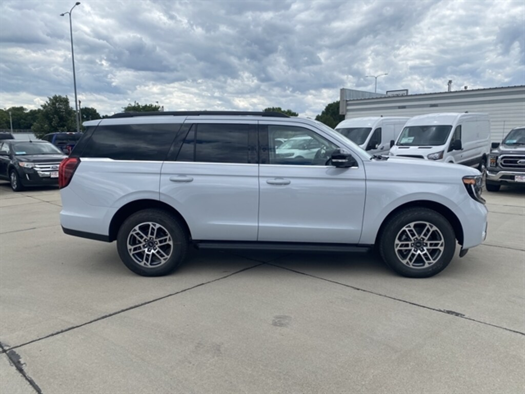 New 2026 Ford Expedition Active SUV