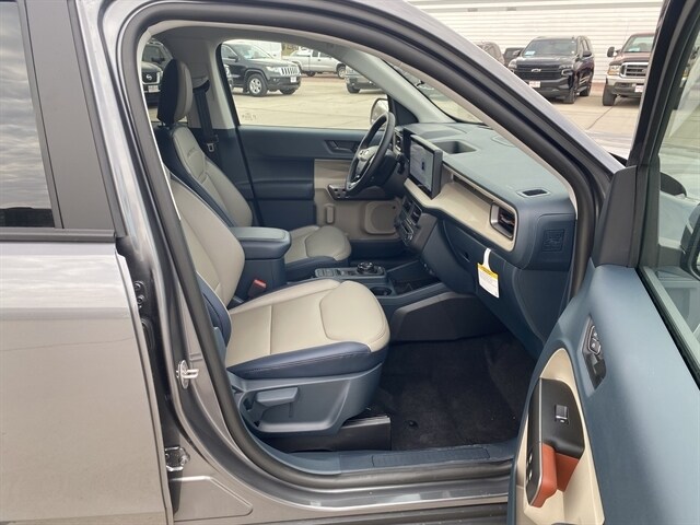 2025 Ford Maverick Lariat photo 4