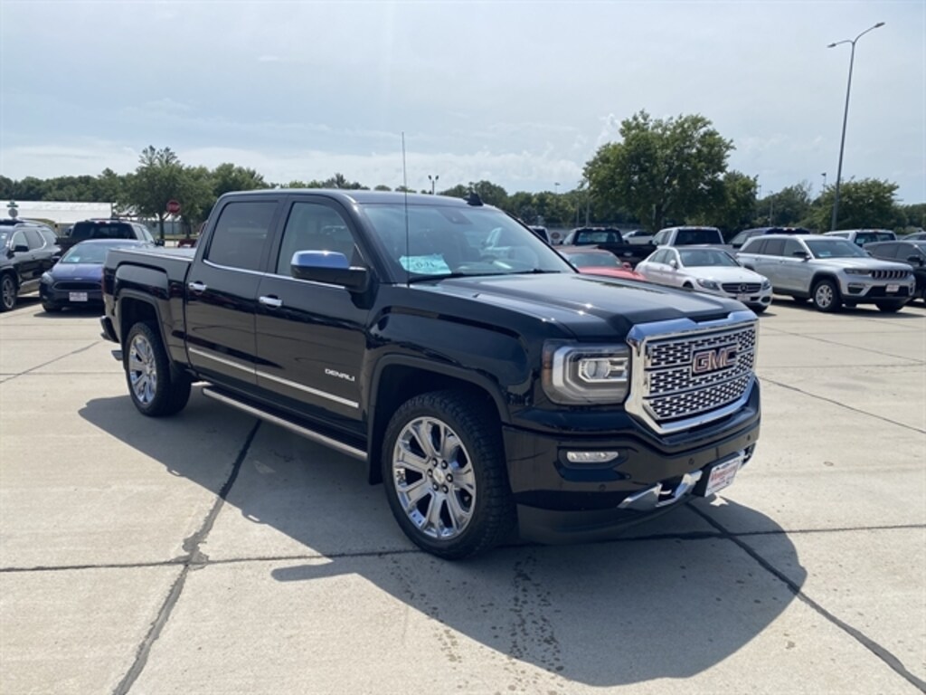 Used 2018 GMC Sierra 1500 Denali Crew Cab Short Bed Truck