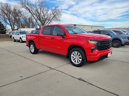 2023 Chevrolet Silverado Custom CREW CAB SHORT BED TRUCK