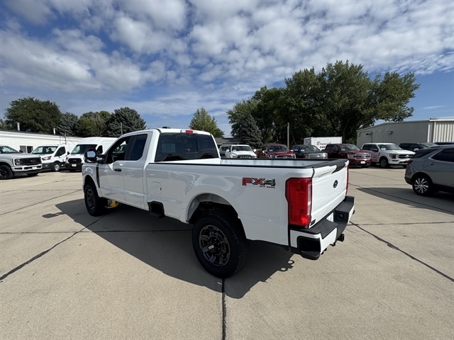 2026 Ford F-350 Super Duty XL - Photo 6