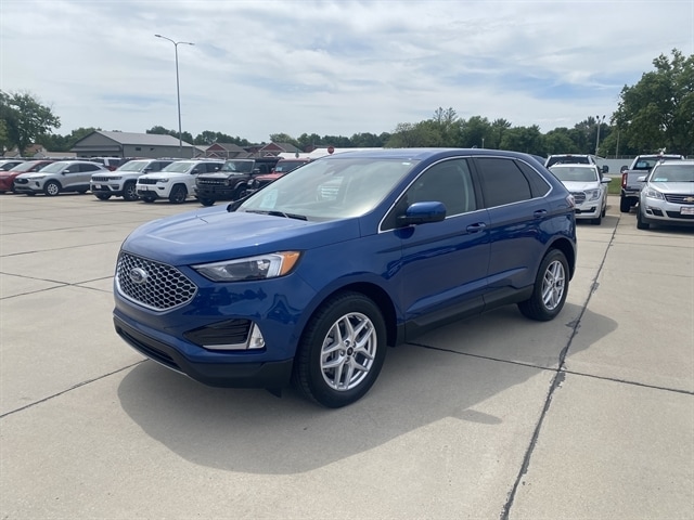 2023 Ford Edge SEL AWD's photo