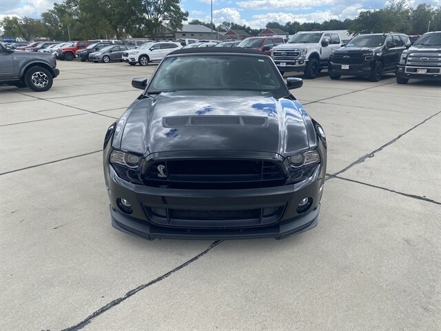 2013 Ford Mustang Shelby GT500 Convertible photo 2