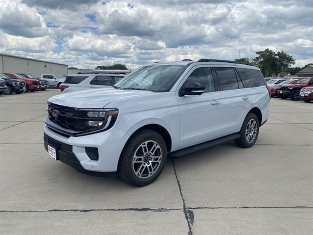 New 2026 Ford Expedition Active SUV