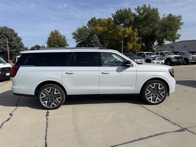 Used 2025 Ford Expedition MAX Platinum SUV