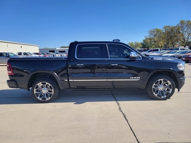 2020 Ram 1500 Limited photo 2