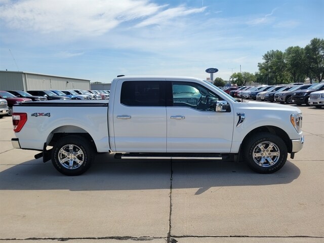 2021 Ford F-150 Lariat photo 2