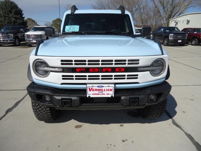 2024 Ford Bronco Heritage Limited First Edition photo 2