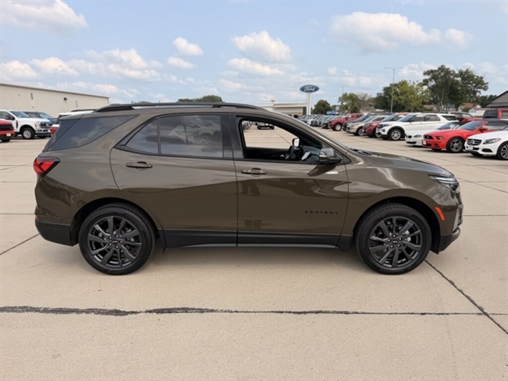 Used 2023 Chevrolet Equinox RS SUV