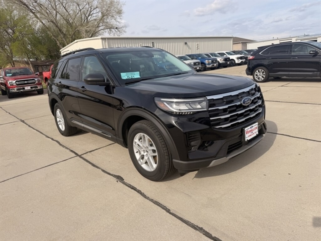 Certified 2025 Ford Explorer Active SUV