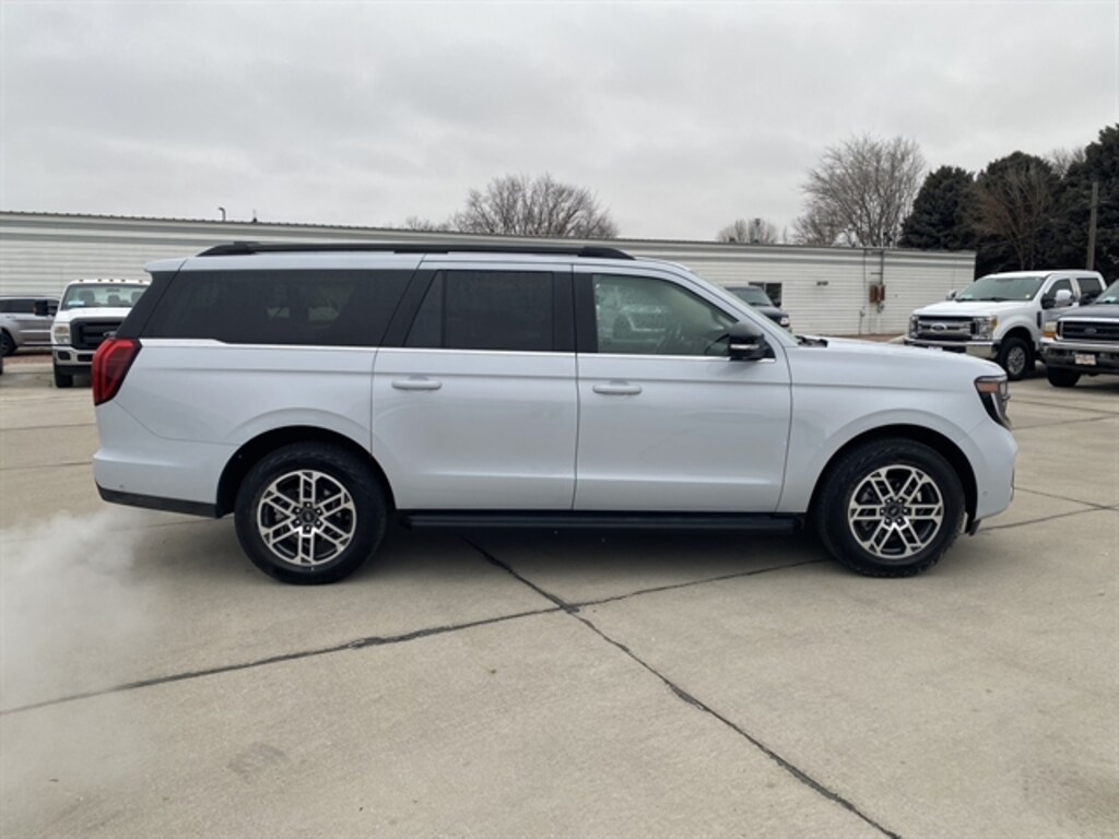 Used 2025 Ford Expedition MAX Active SUV