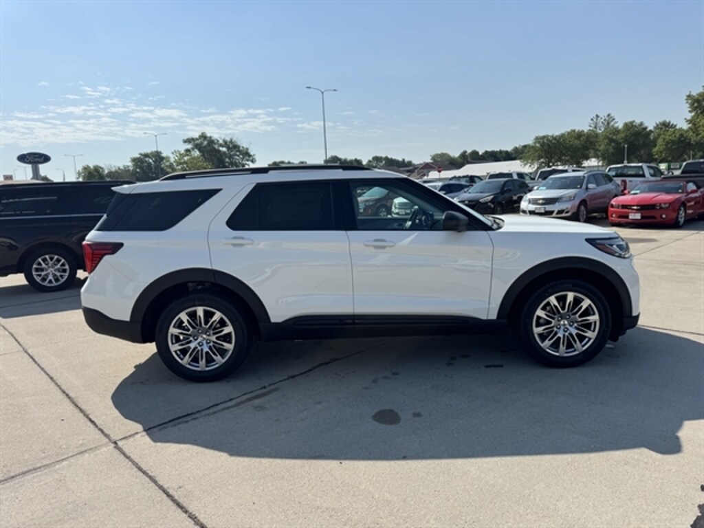 New 2026 Ford Explorer Active SUV