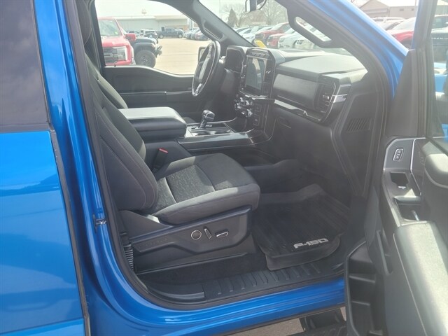 2021 Ford F-150 XLT photo 3