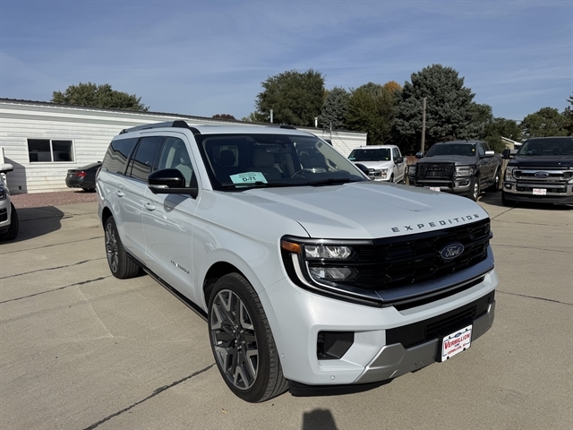 Used 2025 Ford Expedition MAX Platinum SUV