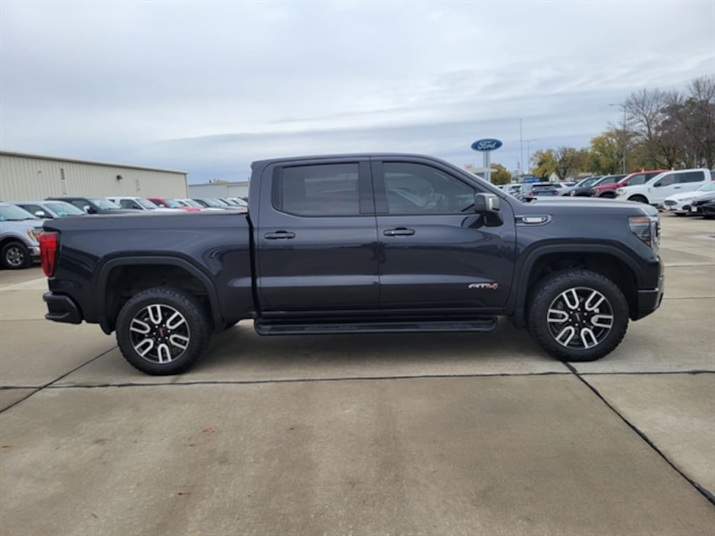Used 2022 GMC Sierra 1500 AT4 Crew Cab Short Bed Truck