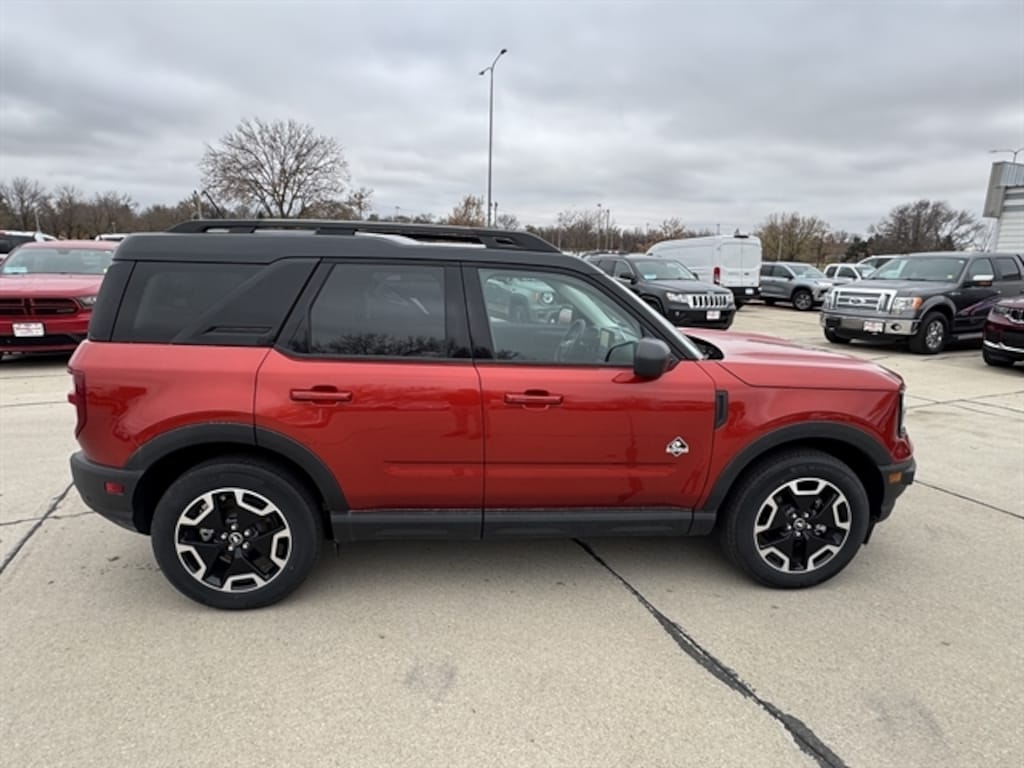 Used 2024 Ford Bronco Sport Outer Banks SUV