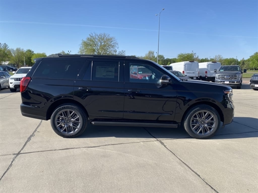 New 2026 Ford Expedition Platinum® SUV