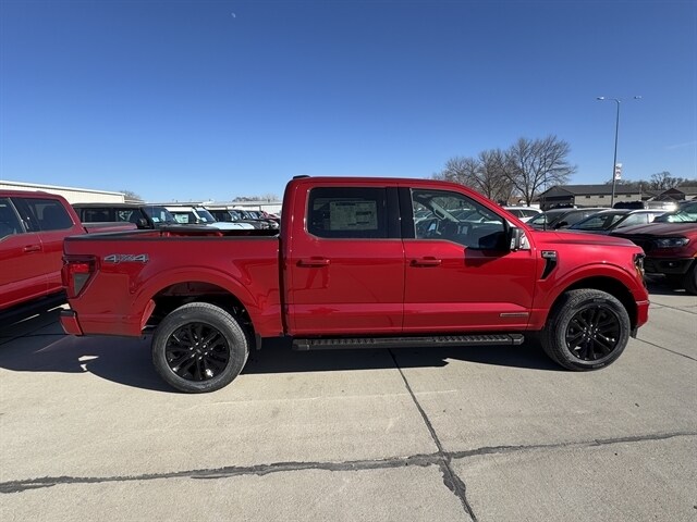 2025 Ford F-150 XLT photo 3