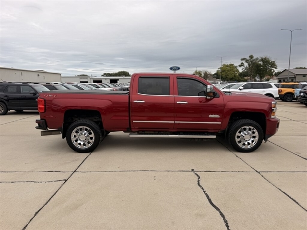 Used 2018 Chevrolet Silverado 2500HD High Country Crew Cab Short Bed Truck
