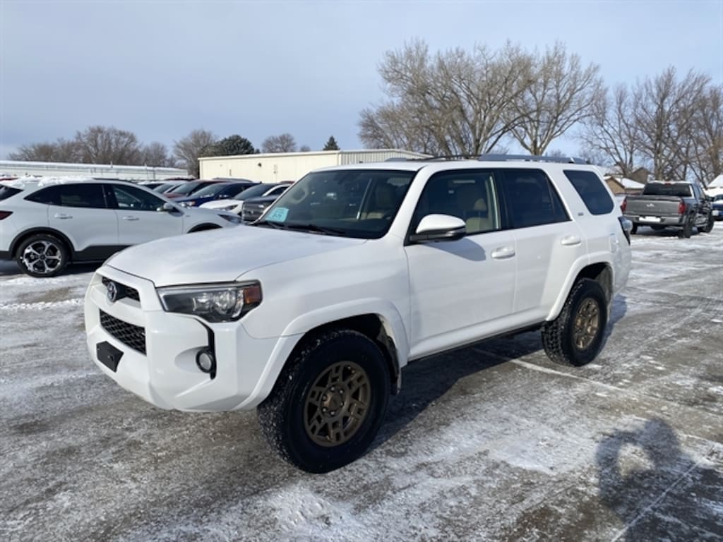 Used 2015 Toyota 4Runner SR5 SUV