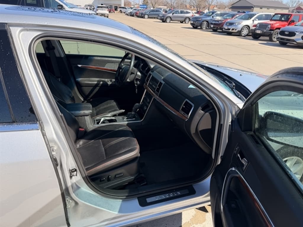 Used 2010 Lincoln MKZ Base Sedan