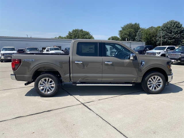 New 2026 Ford F-150 XLT TRUCK