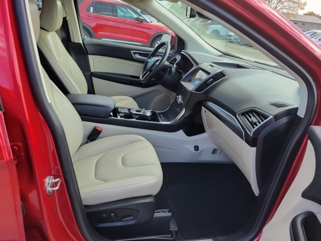 Used 2020 Ford Edge Titanium SUV