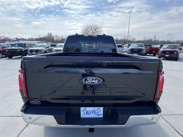 2025 Ford F-150 XLT photo 4