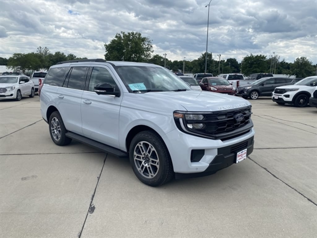 New 2026 Ford Expedition Active SUV