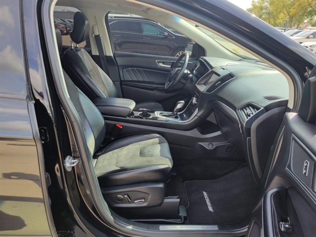 Used 2018 Ford Edge Sport SUV