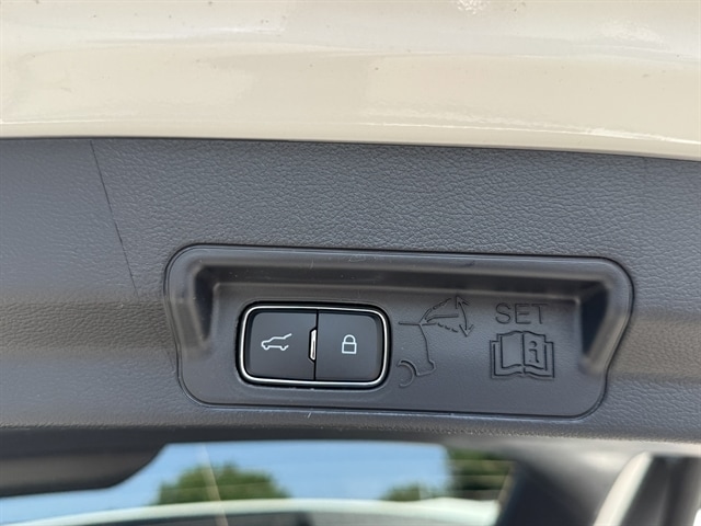 2026 Ford Explorer Platinum - Photo 25