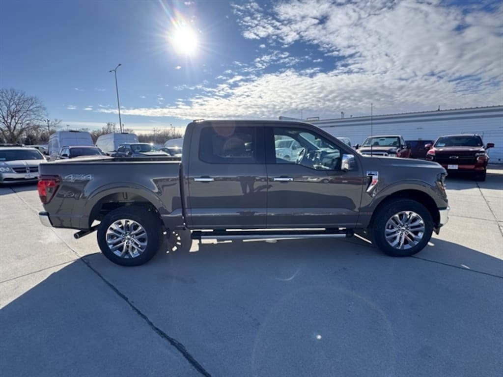 New 2025 Ford F-150 XLT TRUCK