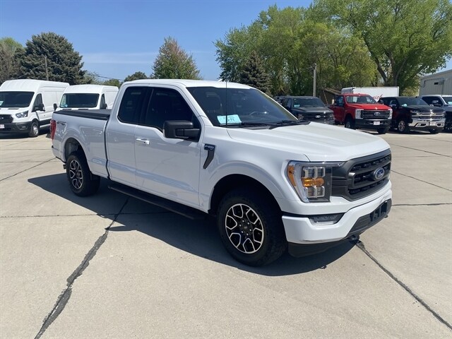 2023 Ford F-150 XLT photo 2