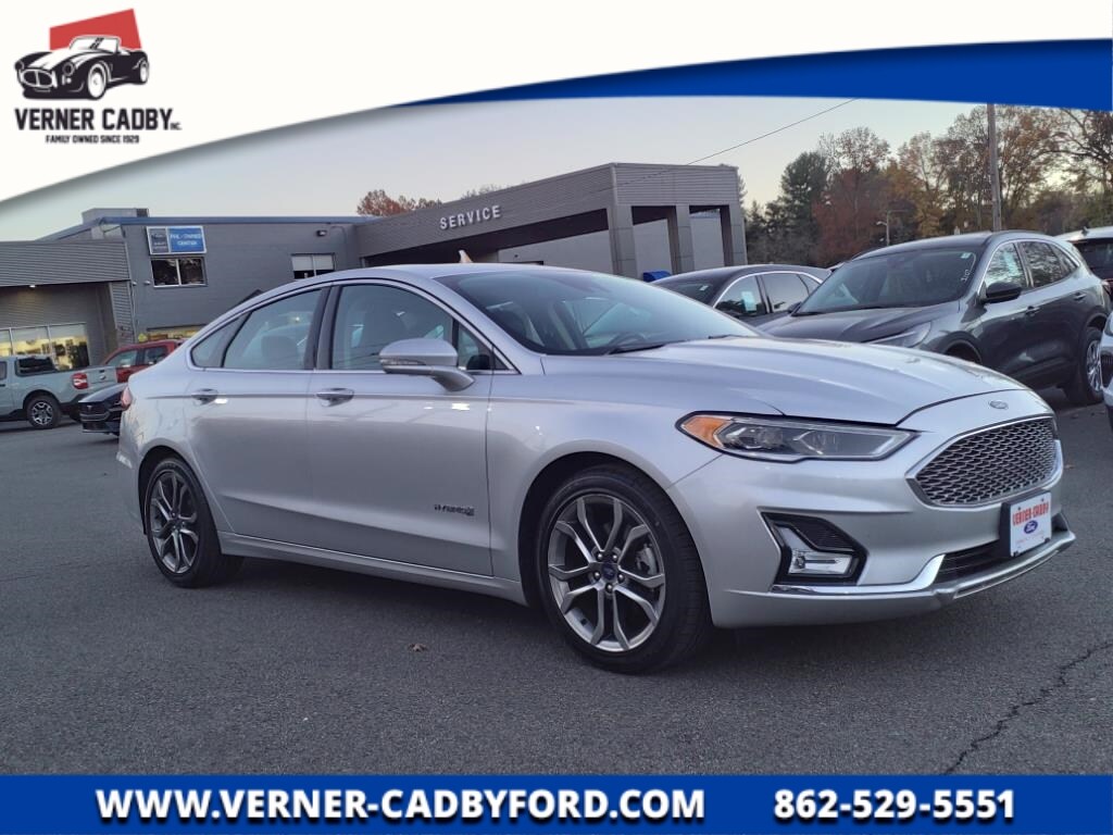Used 2019 Ford Fusion Hybrid Titanium Sedan