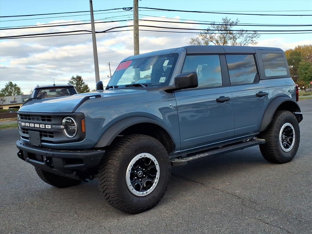 Used 2024 Ford Bronco Black Diamond SUV