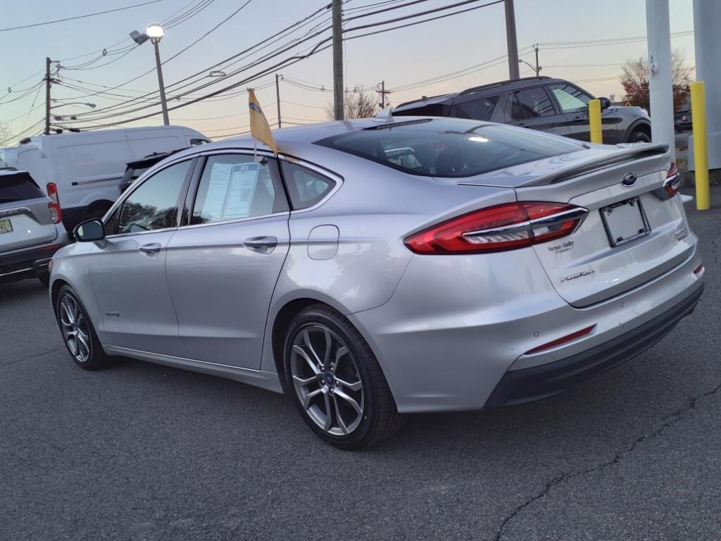 Used 2019 Ford Fusion Hybrid Titanium Sedan