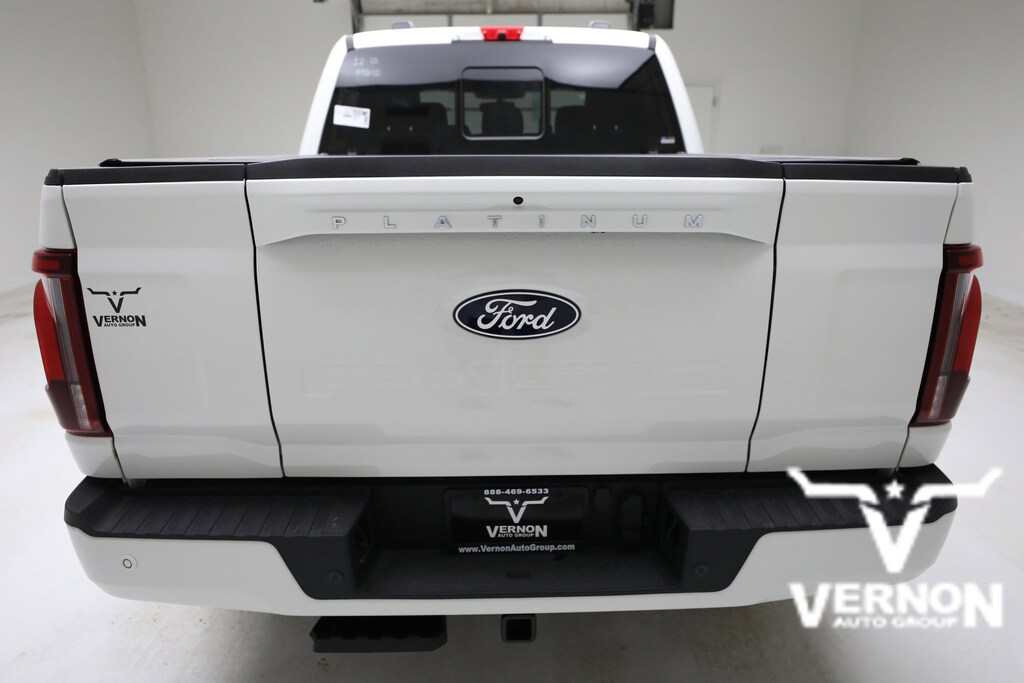 New 2026 Ford F-150 Platinum Crew Cab 4x4 Platinum 4WD SuperCrew 5.5 Box