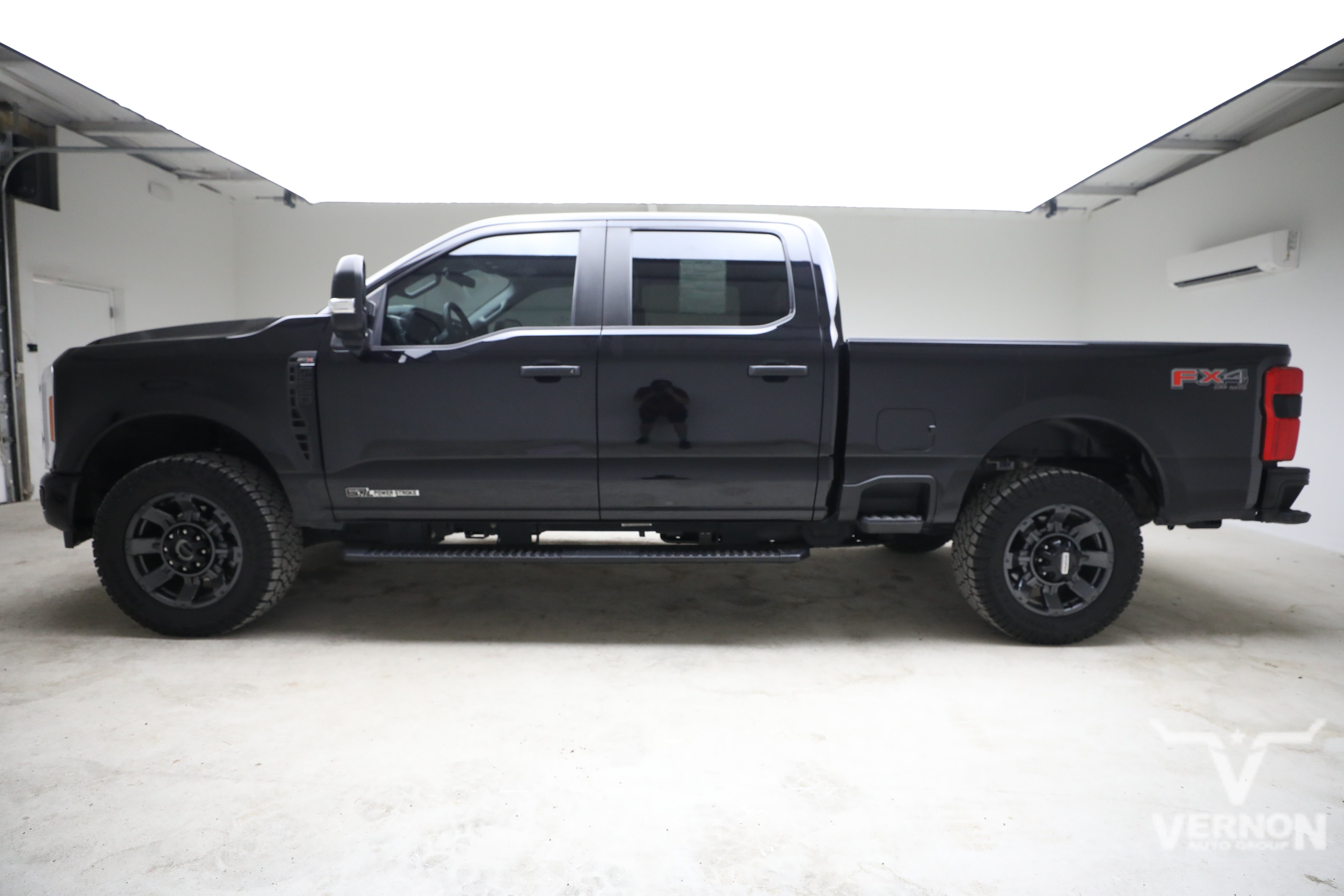 Used 2023 Ford Super Duty F-250 XL STX Crew Cab 4x4 XL 4WD Crew Cab 6.75 Box