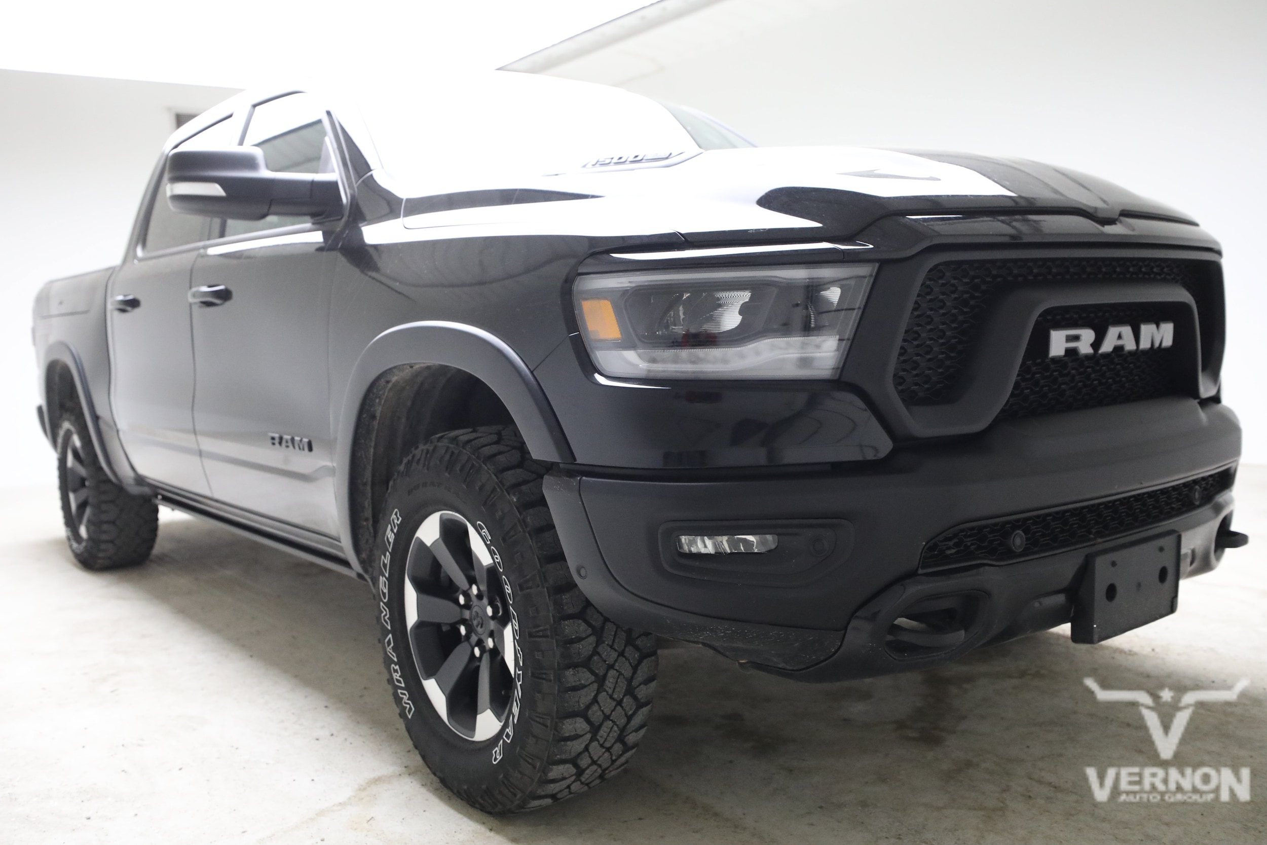 1500 Rebel Rebel 4x4 Crew Cab 57 Box