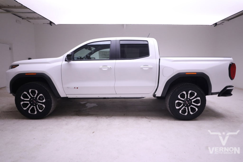 New 2025 GMC Canyon AT4 Nightfall Edition Crew Cab 4x4 4WD Crew Cab AT4