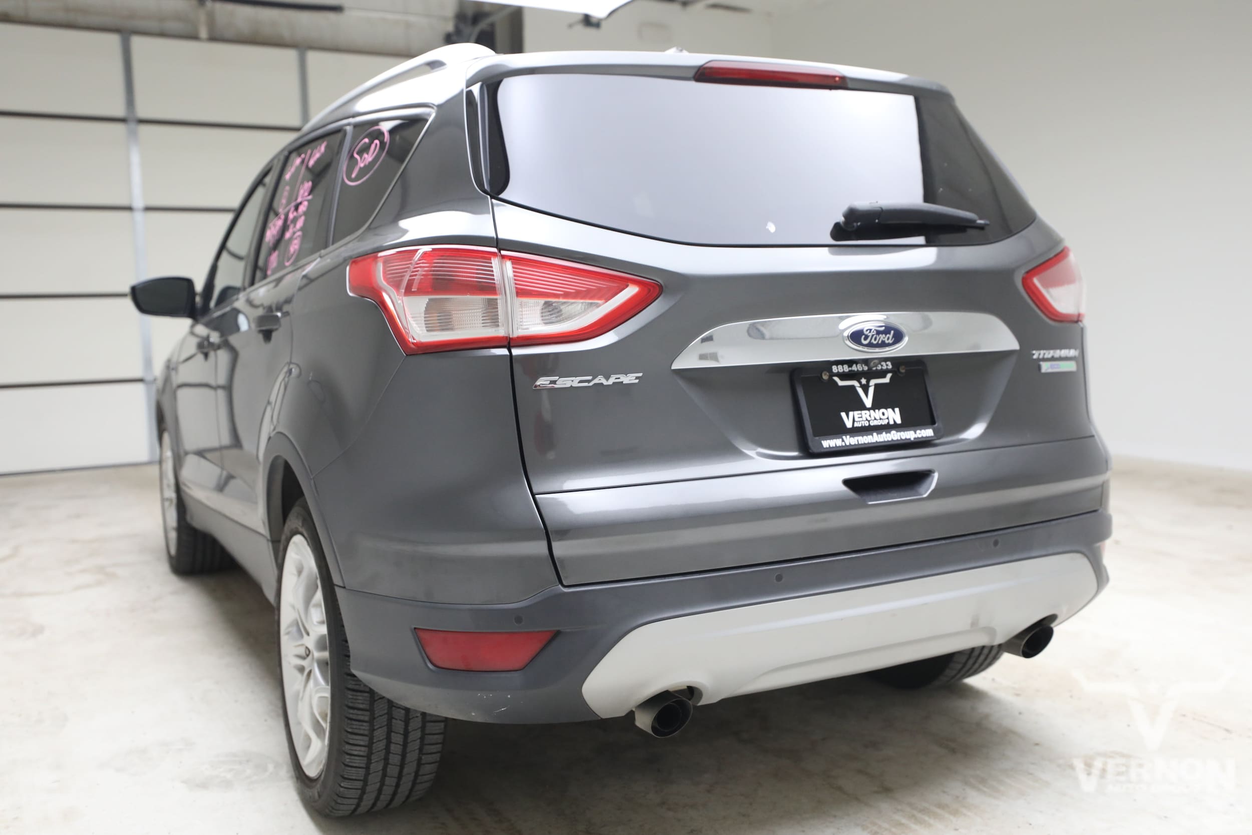 Escape Titanium FWD Titanium