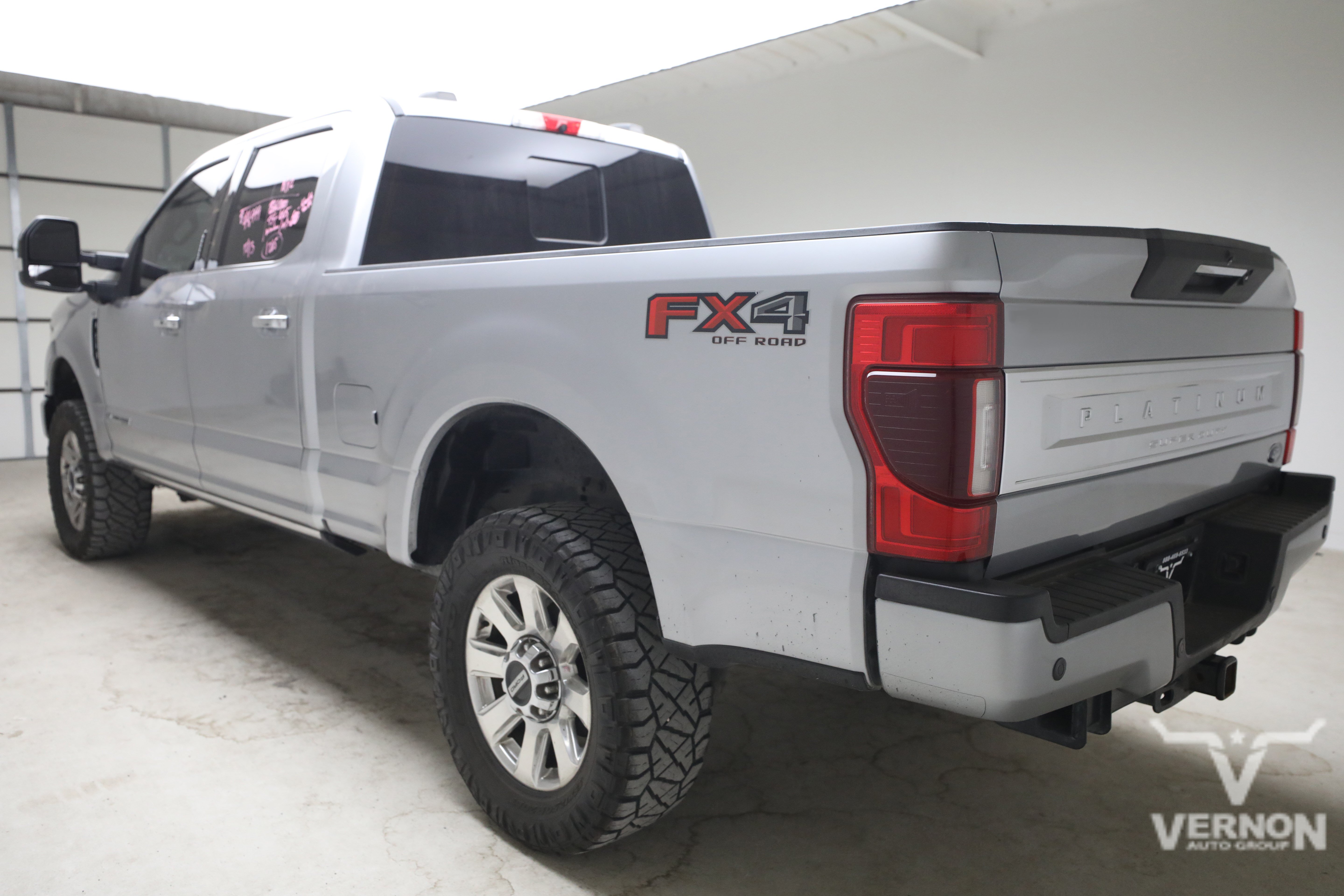Used 2021 Ford Super Duty F-250 Platinum Crew Cab 4x4 Fx4 Platinum 4WD Crew Cab 6.75 Box