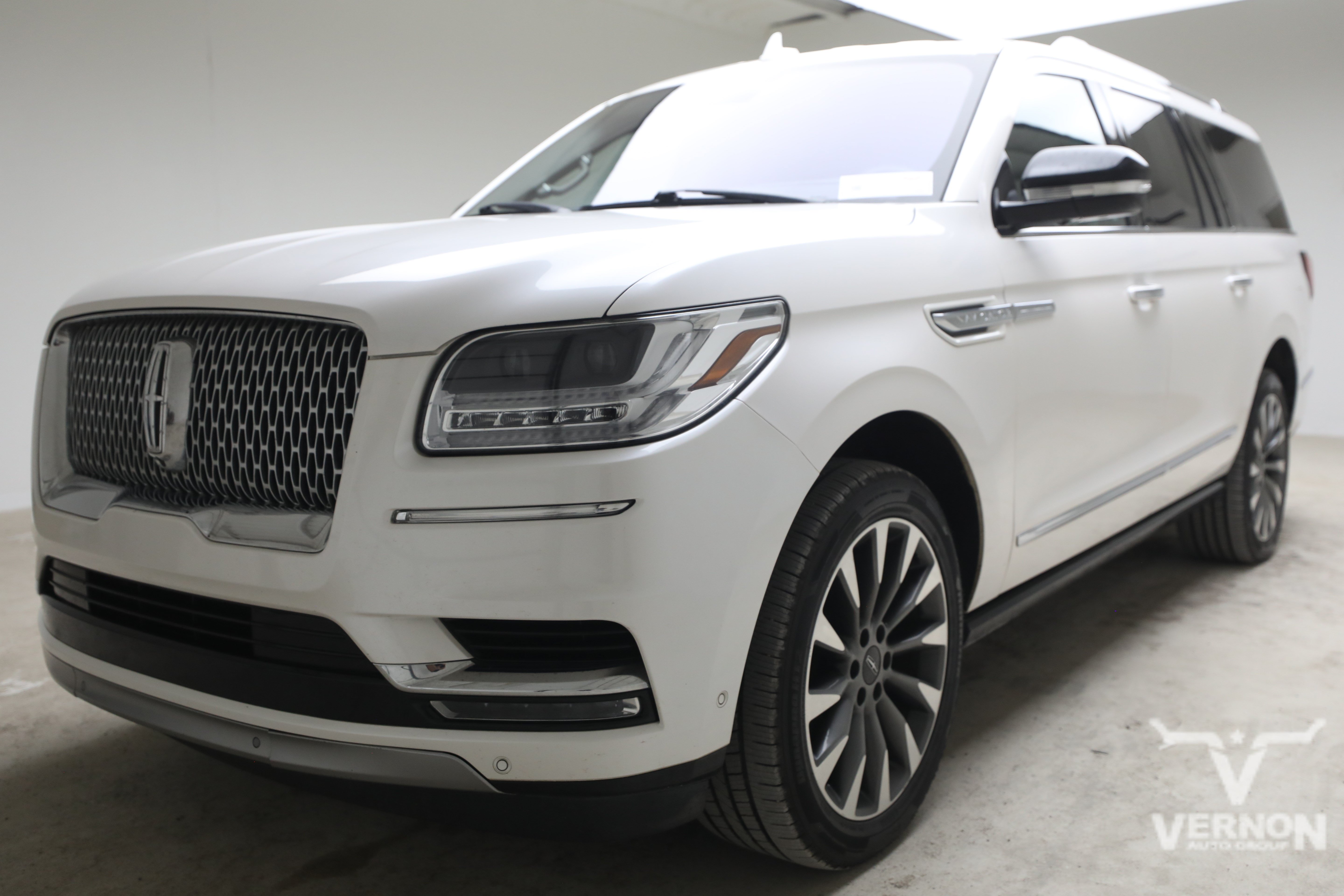 2019 Lincoln Navigator Select