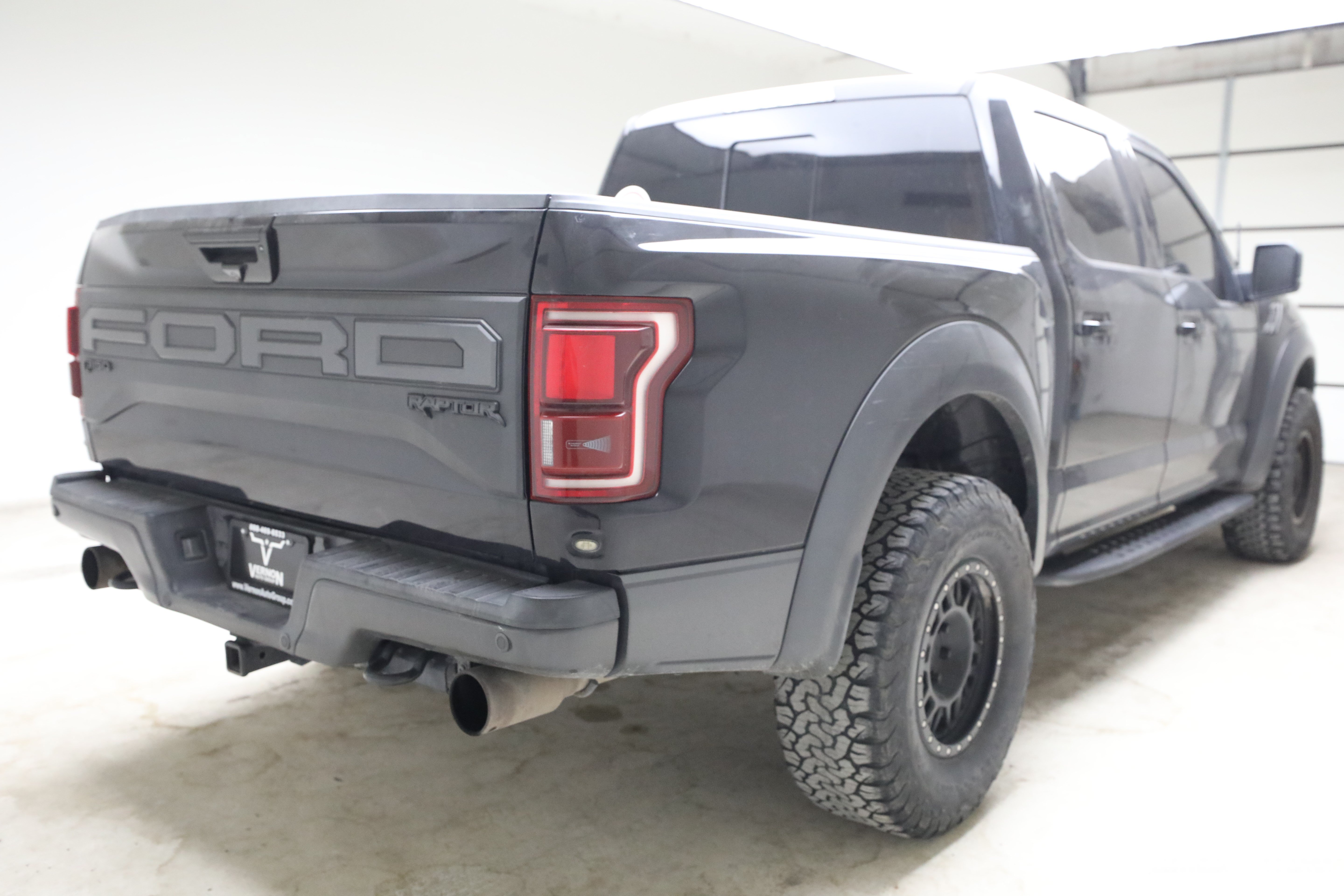 Used 2019 Ford F-150 Raptor Crew Cab 4x4 Raptor 4WD SuperCrew 5.5 Box