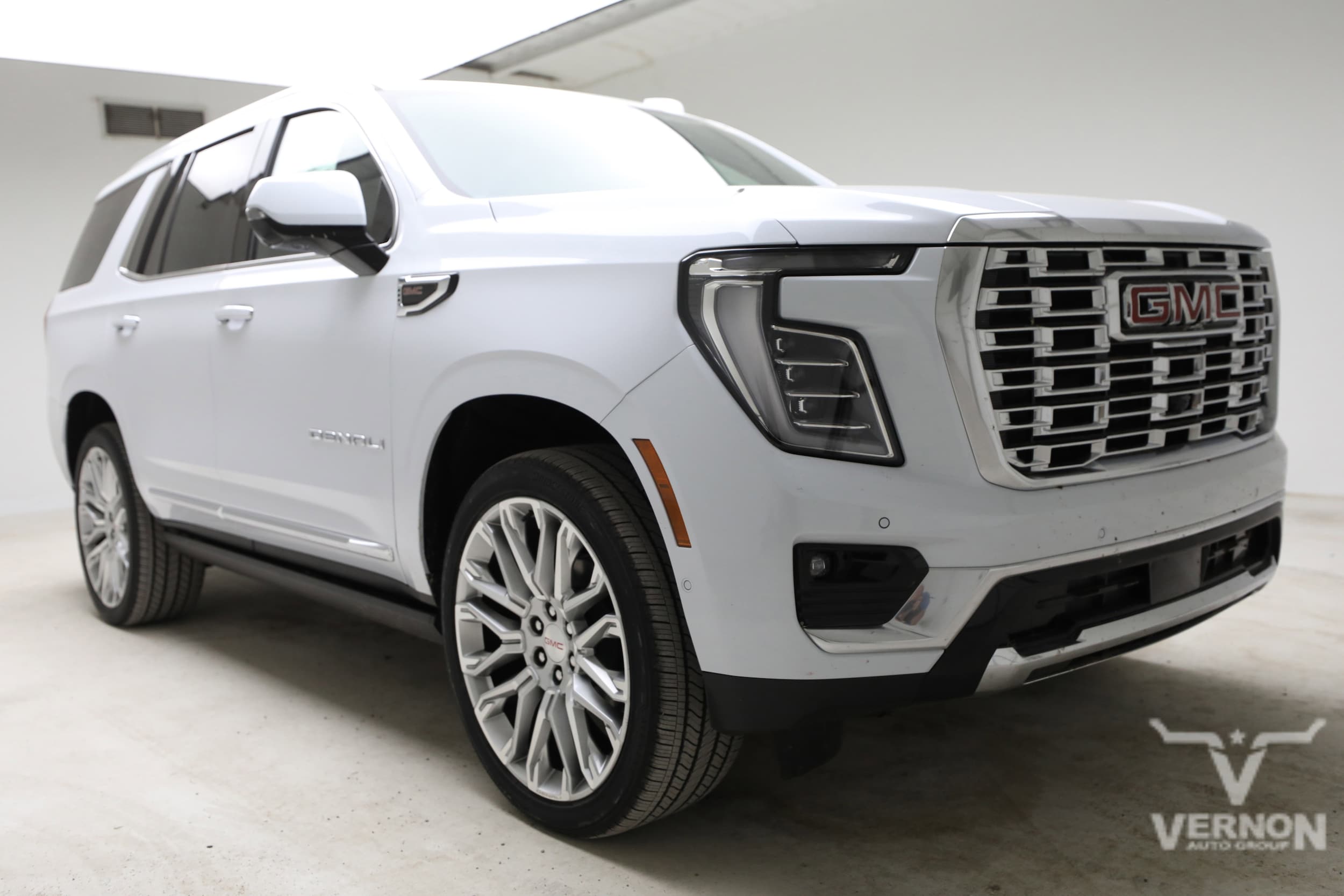 2026 GMC Yukon Denali - Photo 7