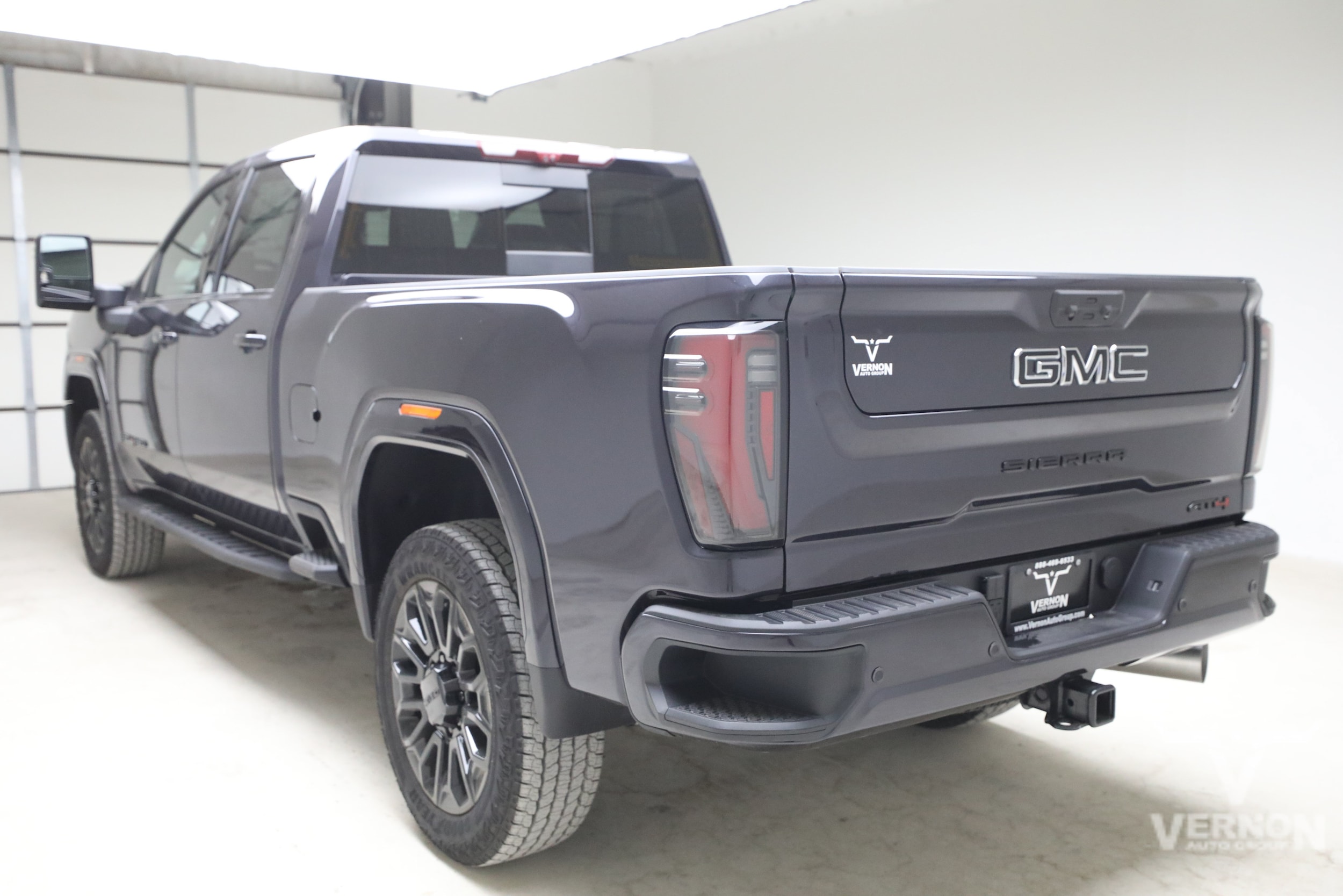 2026 GMC Sierra 2500HD AT4 - Photo 3