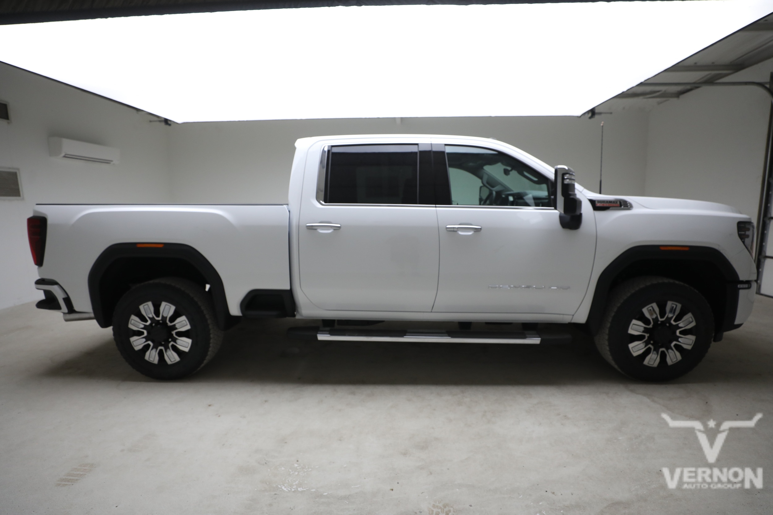 2026 GMC Sierra 2500HD Denali - Photo 6