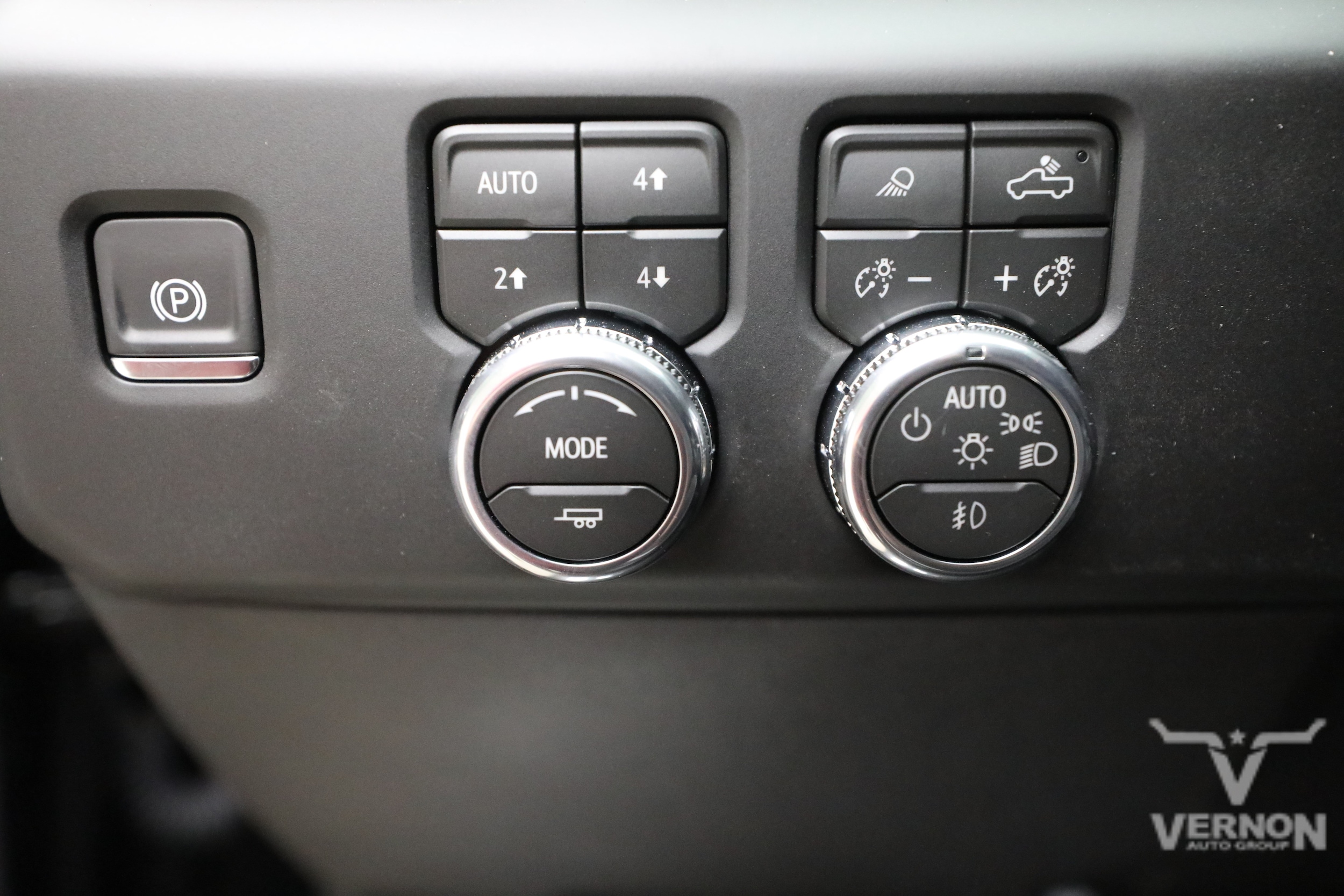 2026 GMC Sierra 1500 AT4X - Photo 15
