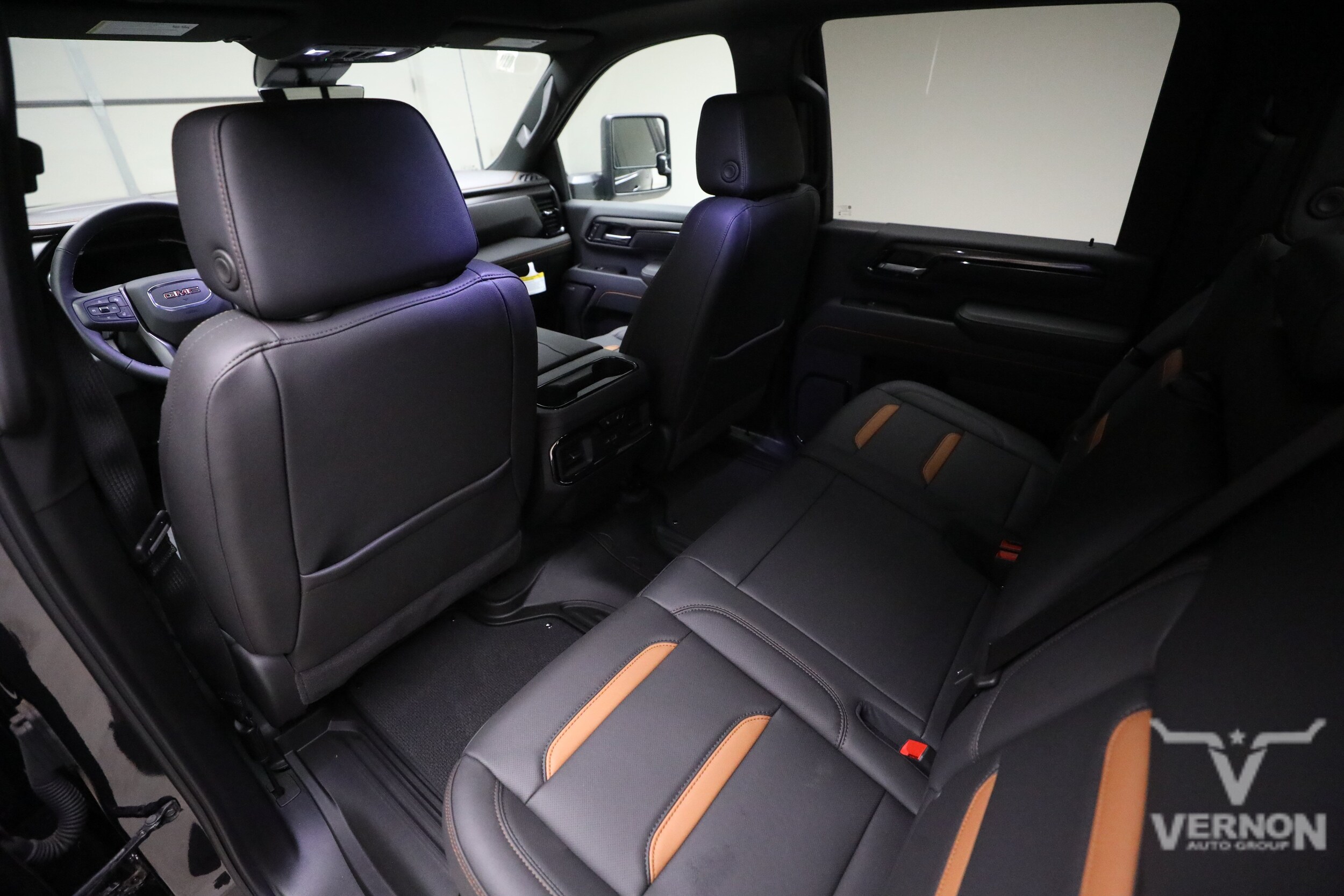 2026 GMC Sierra 2500HD AT4 - Photo 9